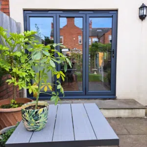 three door bifold anthracite closed view